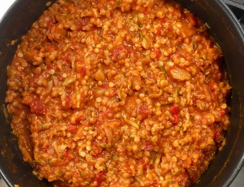 Smokey Red Lentil Ragu – Healthy + Family Friendly Meal!